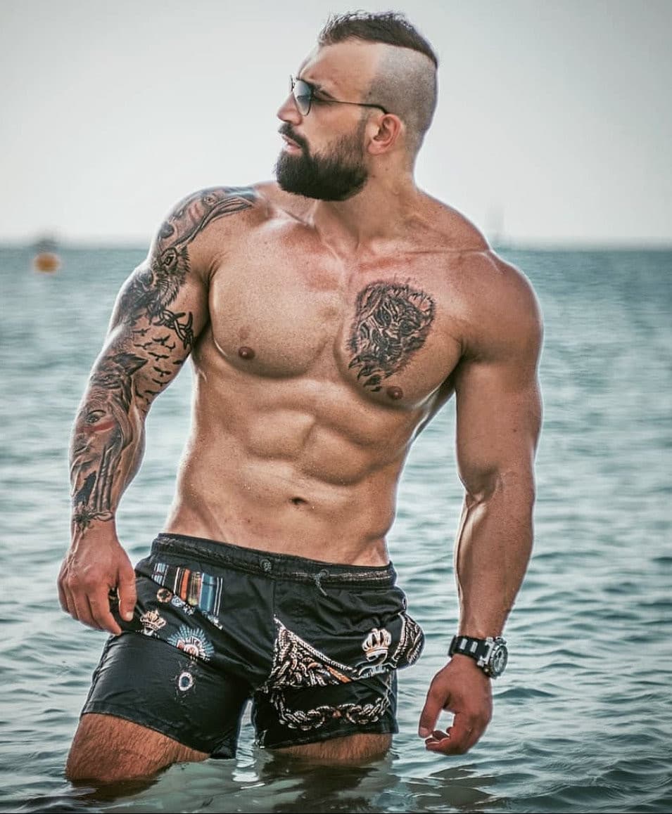 Fares - escort photo 1 in Dubai