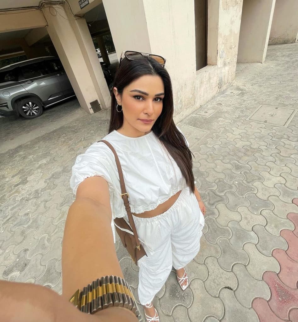 Shanaya - escort photo 3 in Dubai