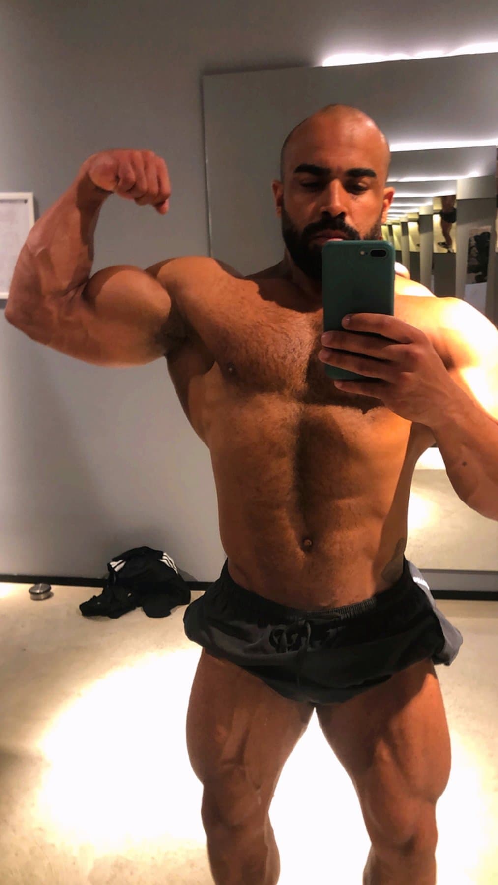 Bodybuilder - escort photo 9 in Dubai