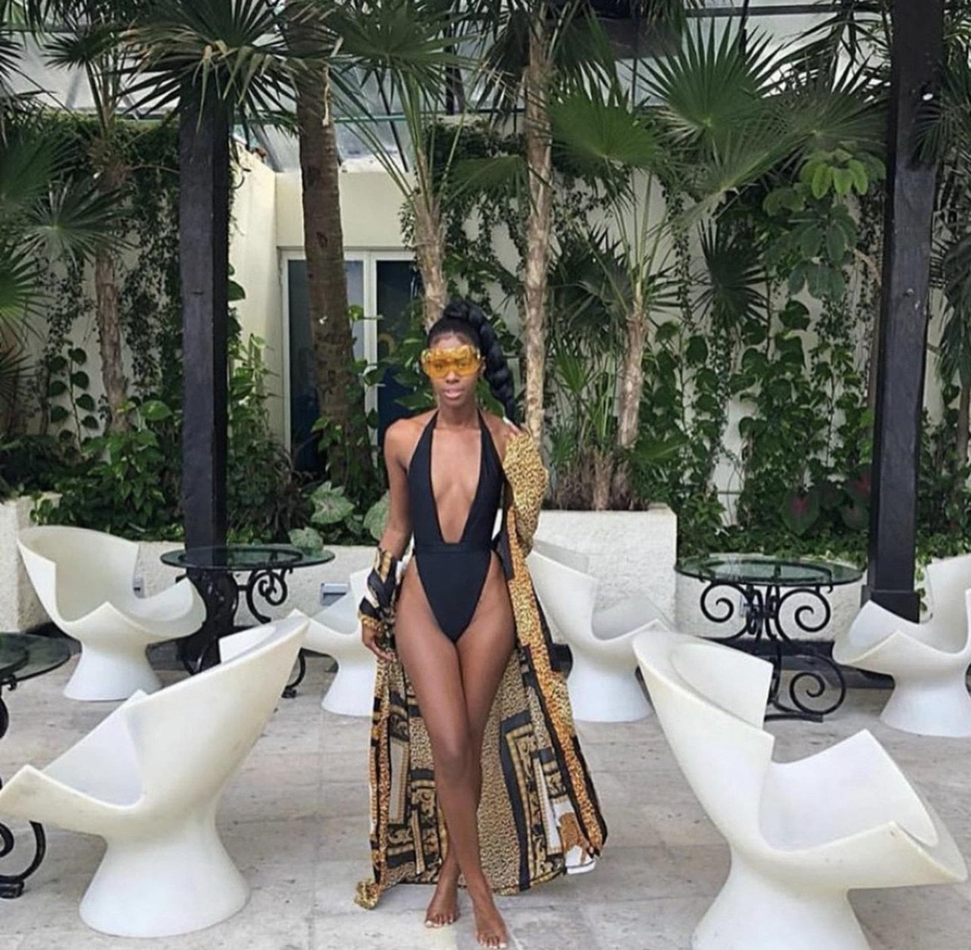 Vicky - escort photo 3 in Dubai