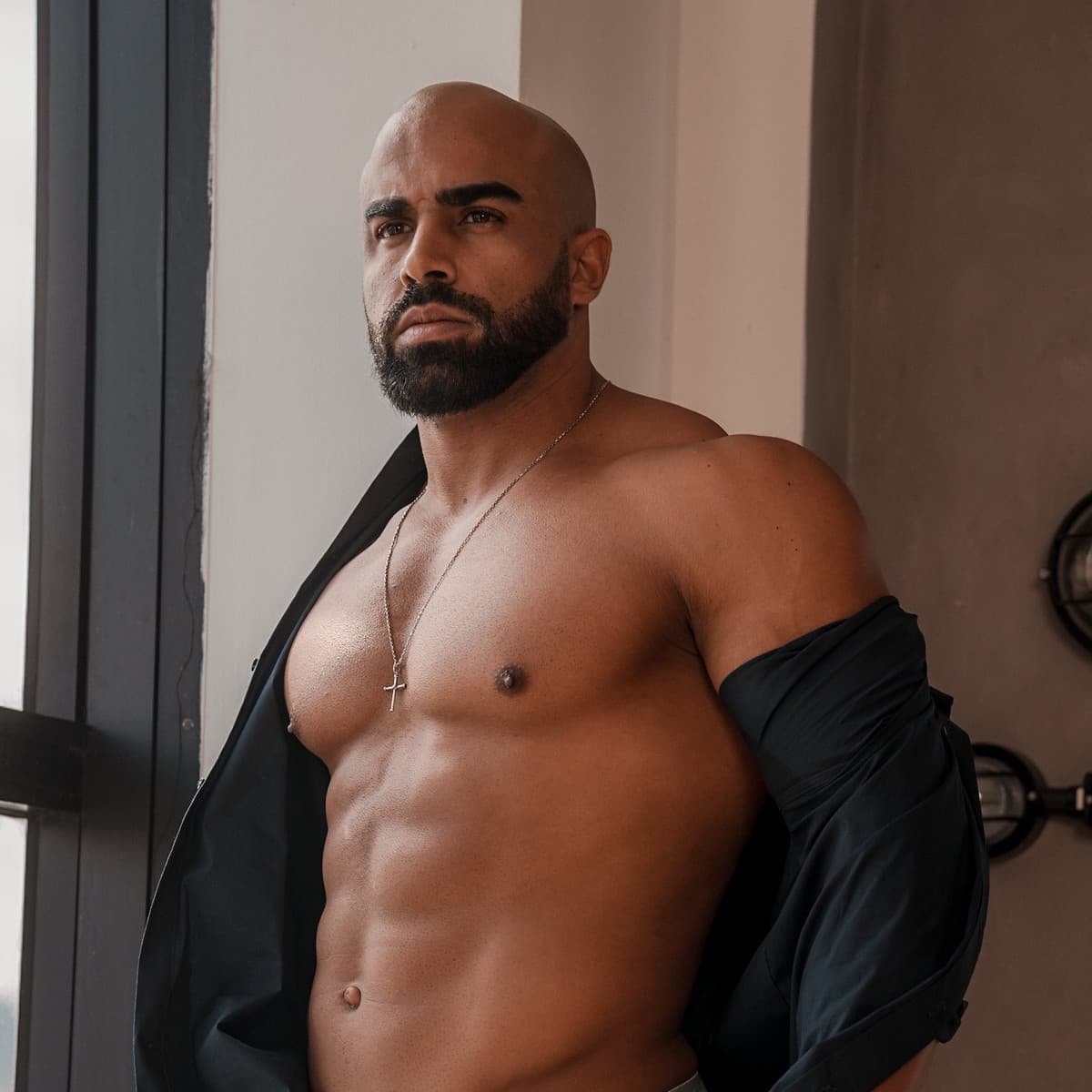 Bodybuilder - escort photo 1 in Dubai