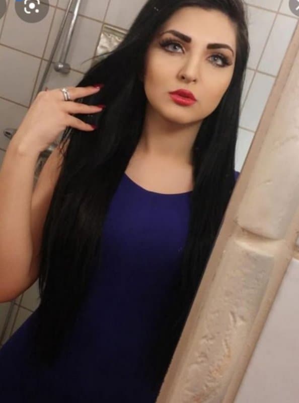 Julia - escort photo 5 in Dubai