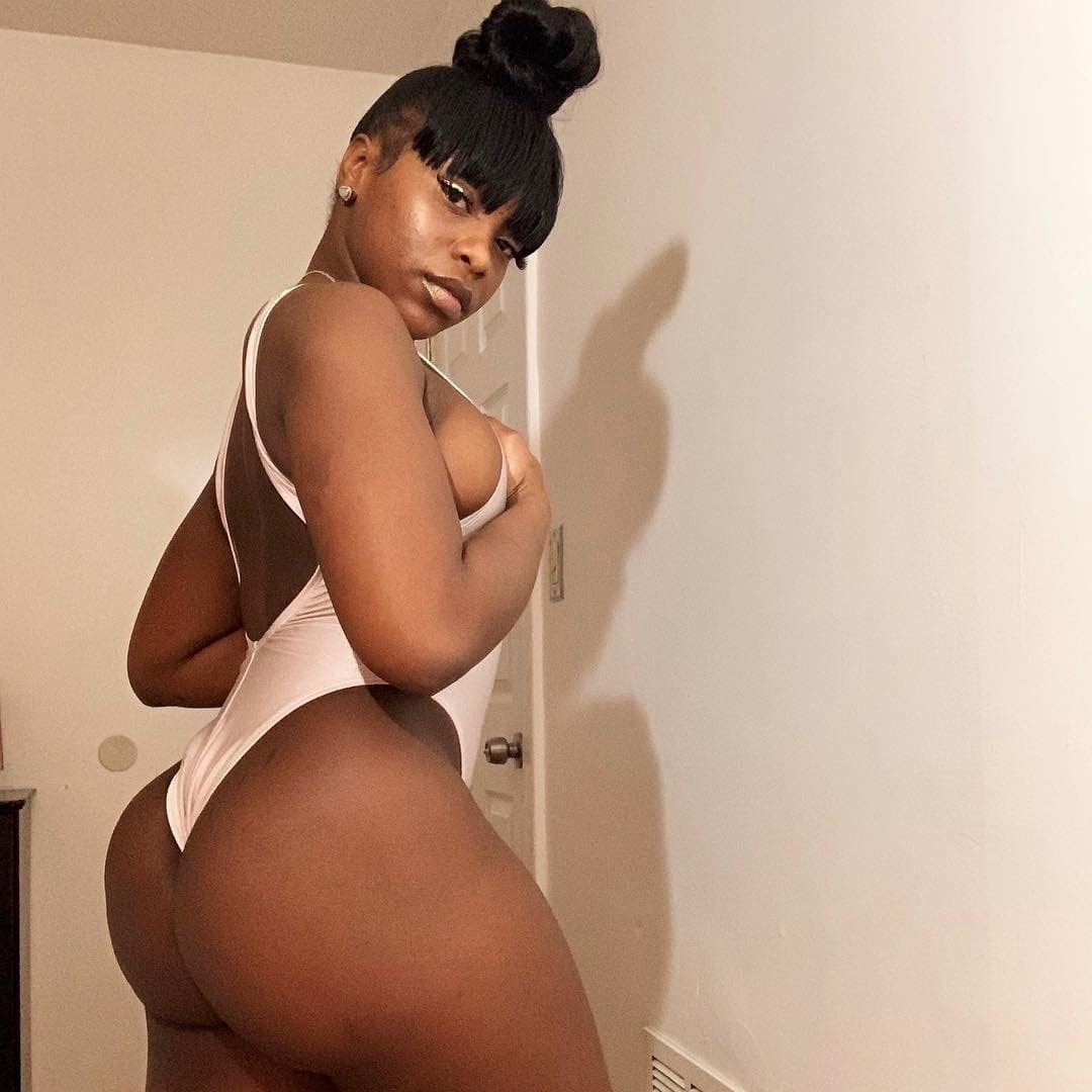 Marie - фото эскорт 5 в Dubai