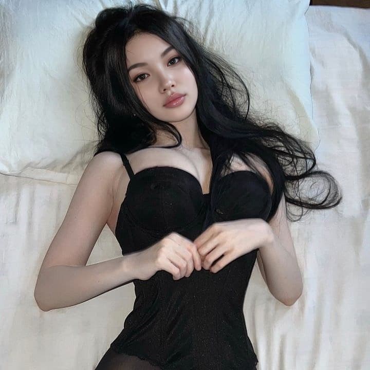 Jinju Your Surprise in Dubai - escort photo 3 in Dubai