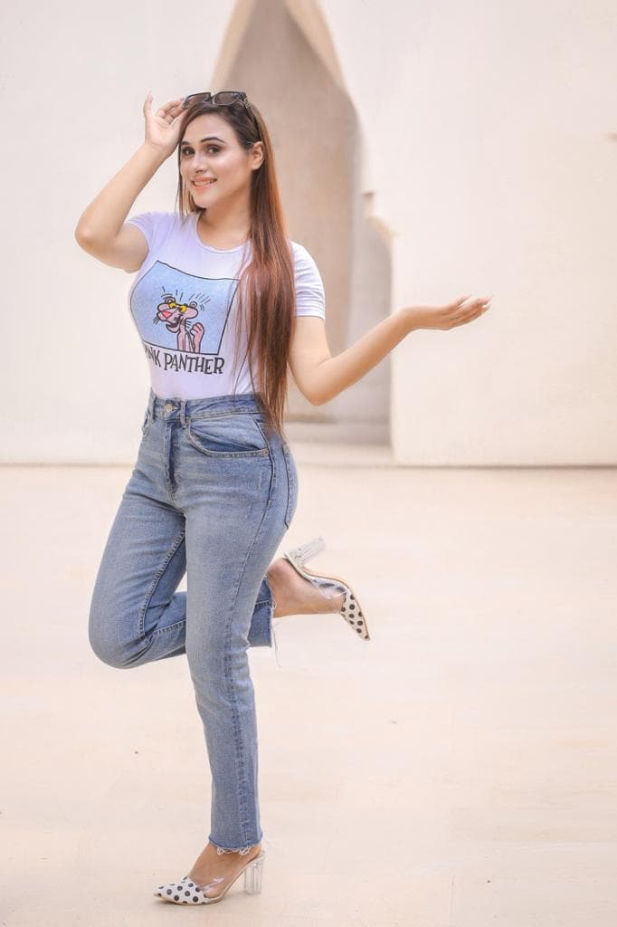 Alisha - фото эскорт 3 в Dubai