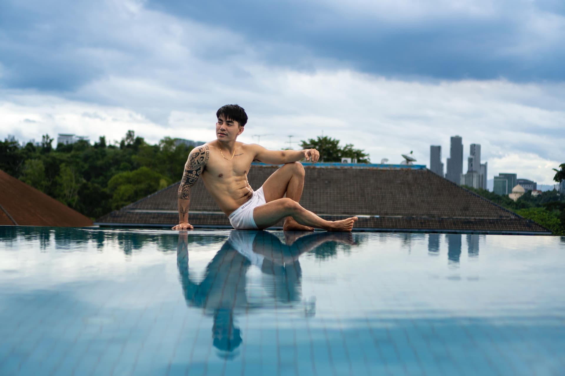 June-EscortMasseur - escort photo 17 in Dubai
