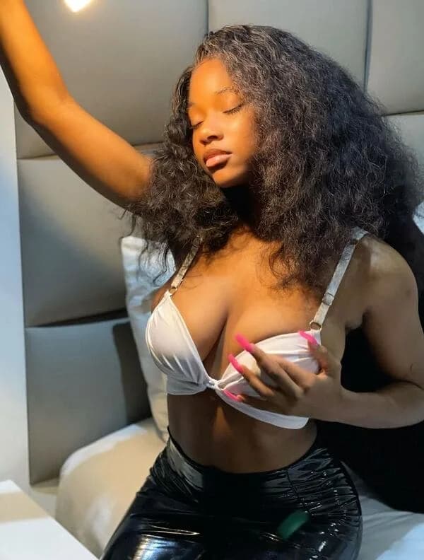 Ella - escort photo 3 in Dubai