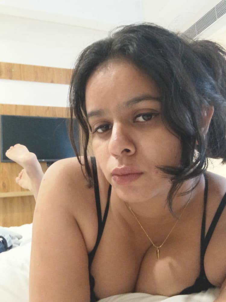 Sakshi - escort photo 3 in Dubai