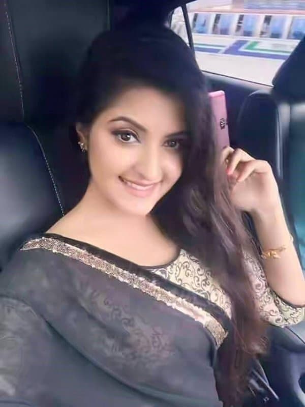 Indian Dubai Escorts - صورة مرافقة 99 في Dubai