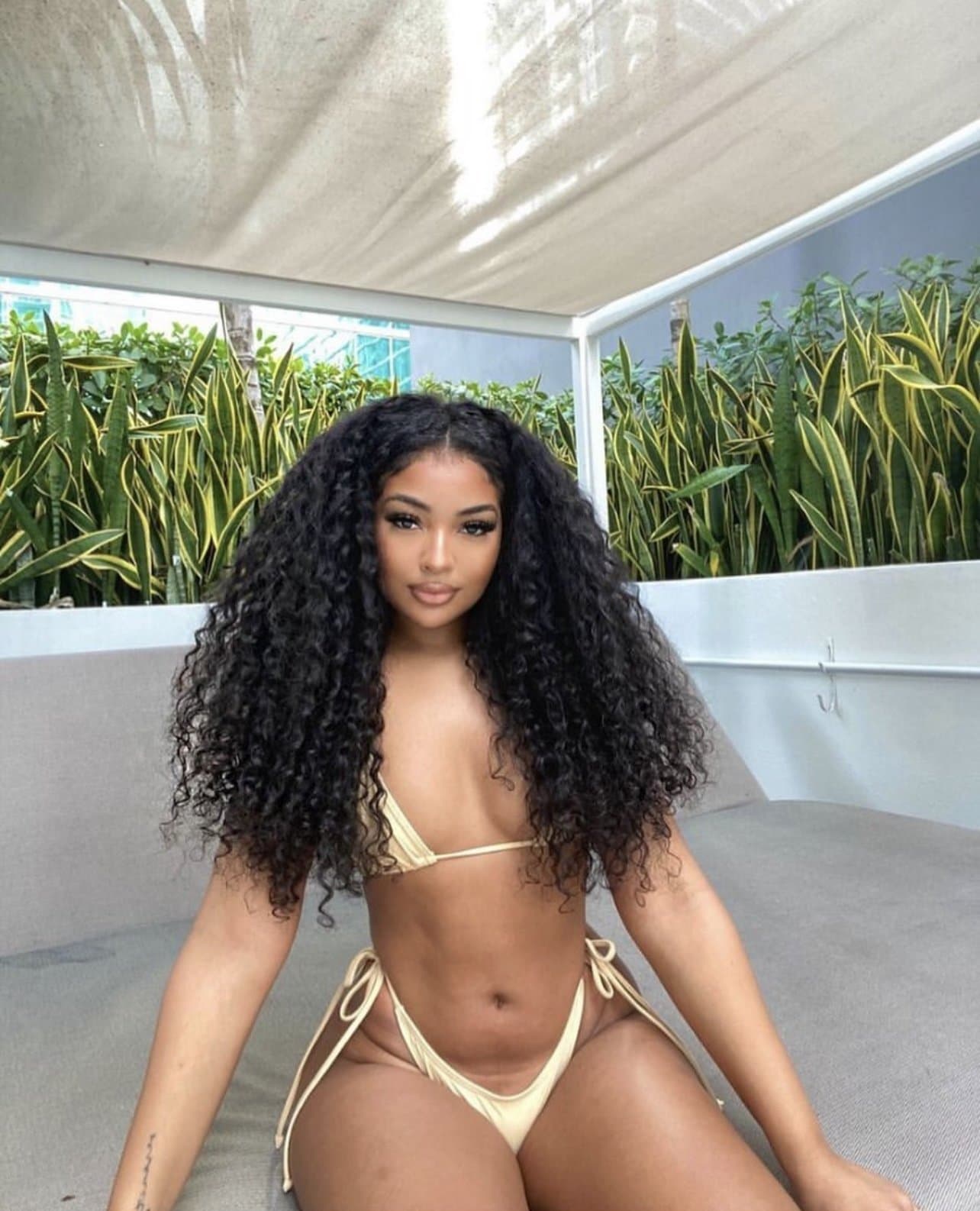 Kylie - фото эскорт 4 в Dubai