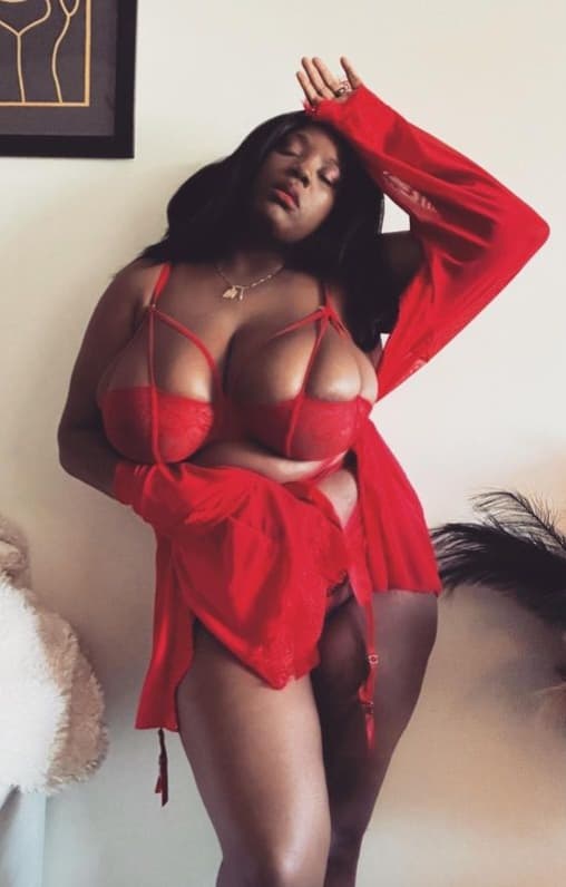 Lisa - escort photo 1 in Dubai