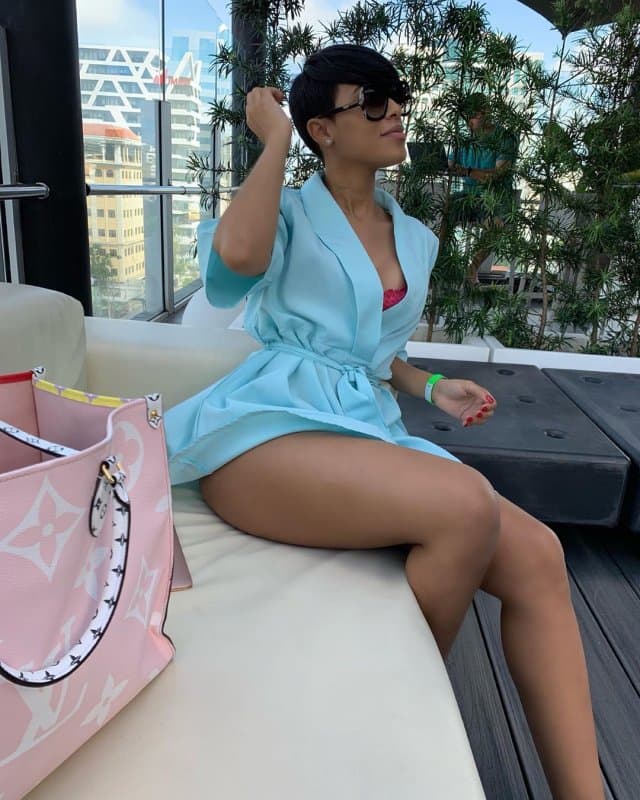 Kira - фото эскорт 9 в Dubai