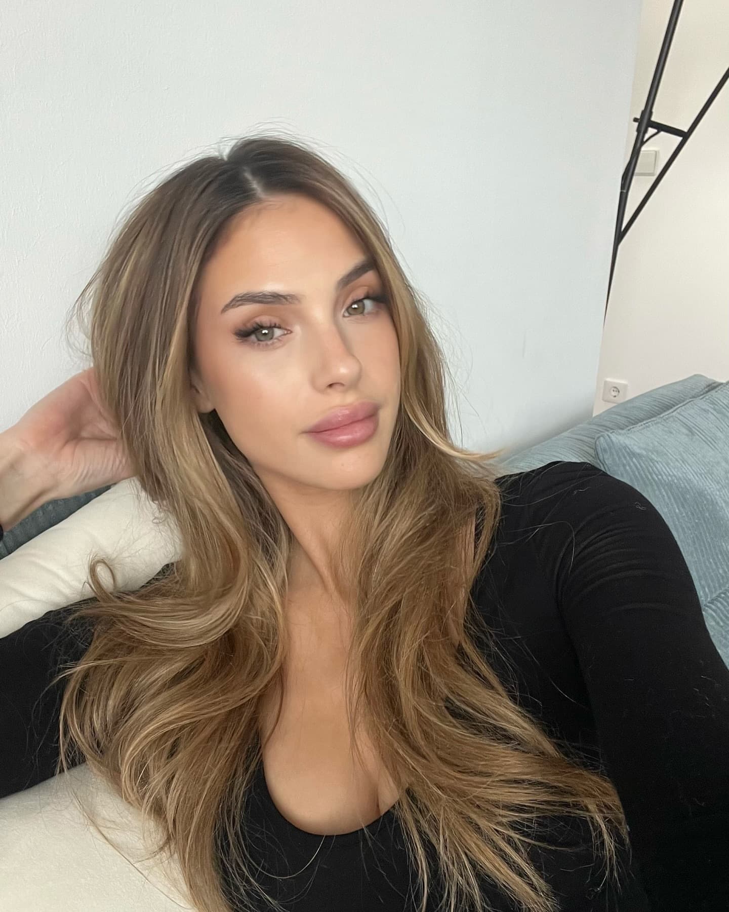 Emily - escort photo 6 in Dubai