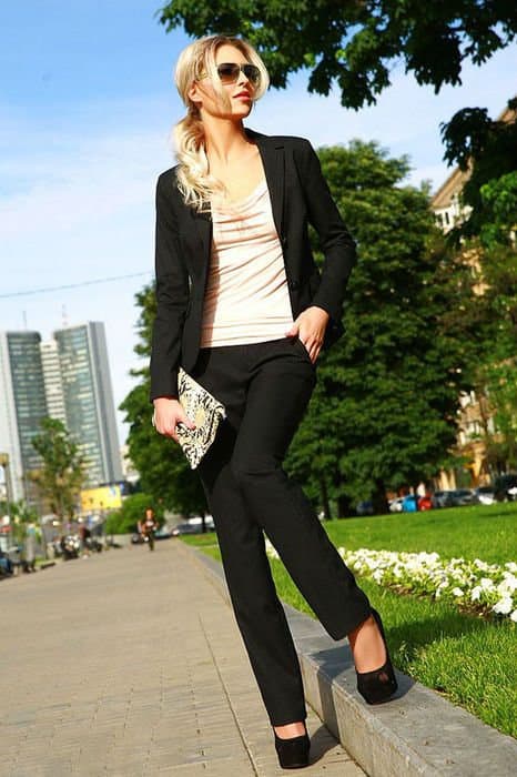 Katka - escort photo 5 in Dubai