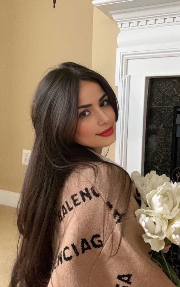 Sara - escort photo 2 in Dubai