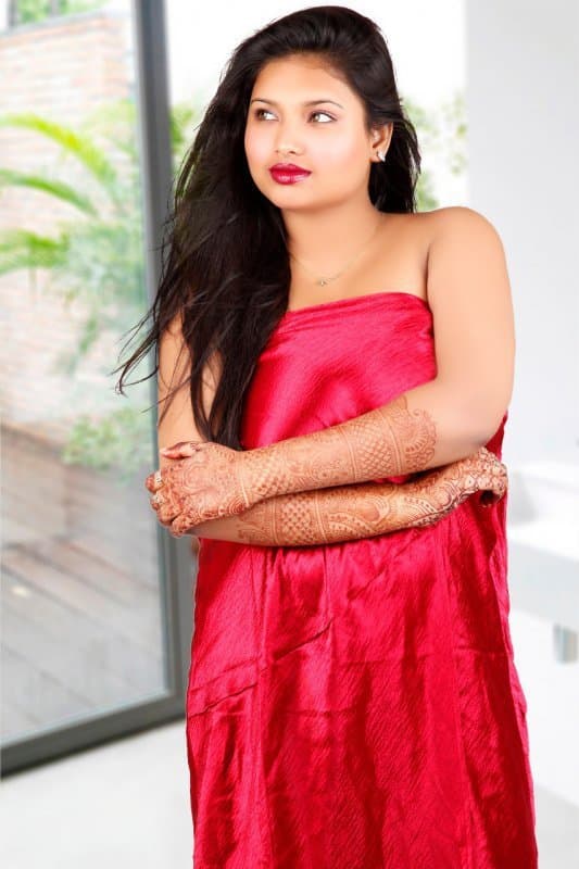 Komal - фото эскорт 4 в Dubai