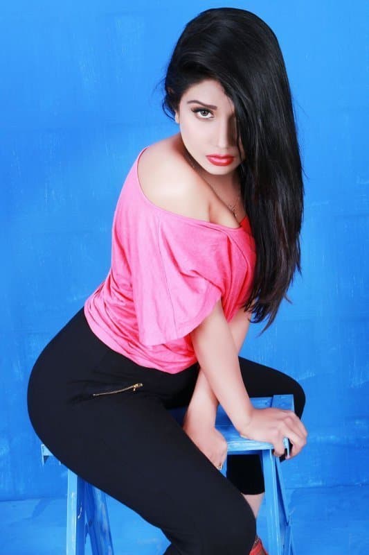 Dubai Escorts - صورة مرافقة 18 في Dubai