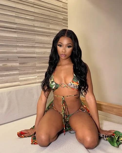 Kayla - фото эскорт 1 в Dubai