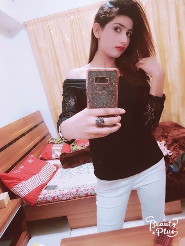 Shruti-indian Escorts - صورة مرافقة 23 في Dubai