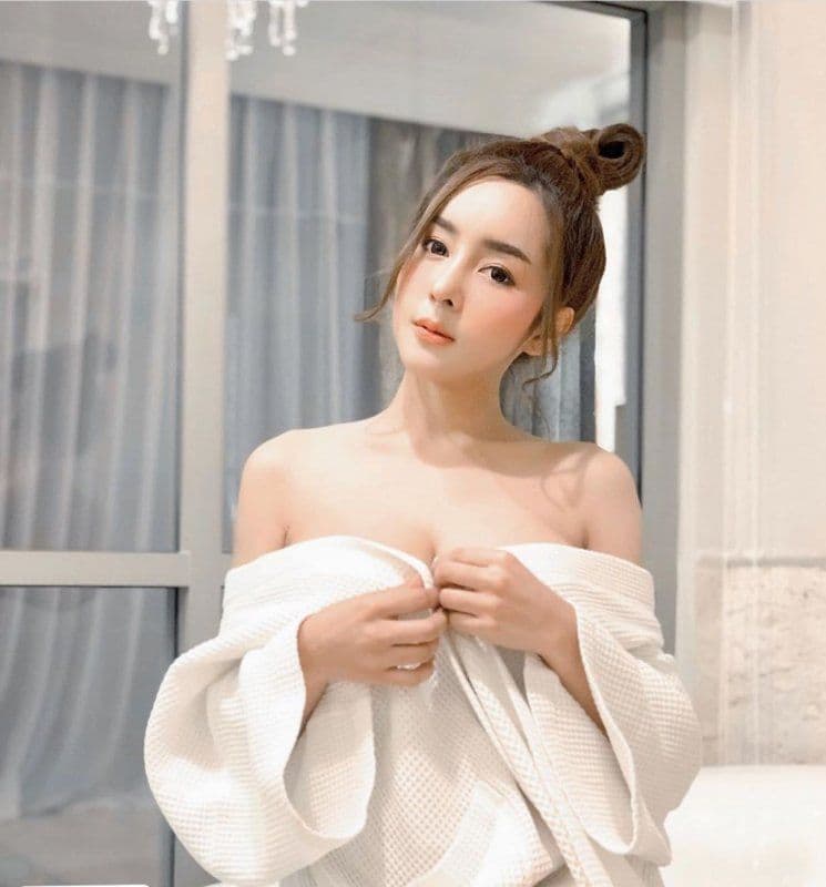 Big boobs Ana - escort photo 4 in Dubai