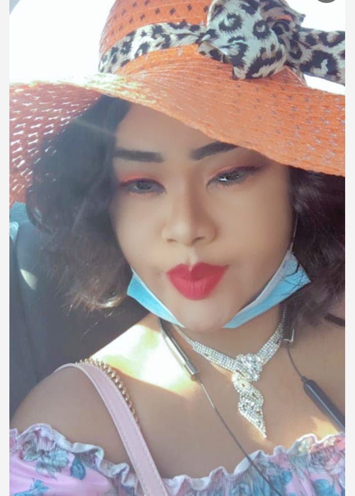 Brenda - escort photo 1 in Dubai