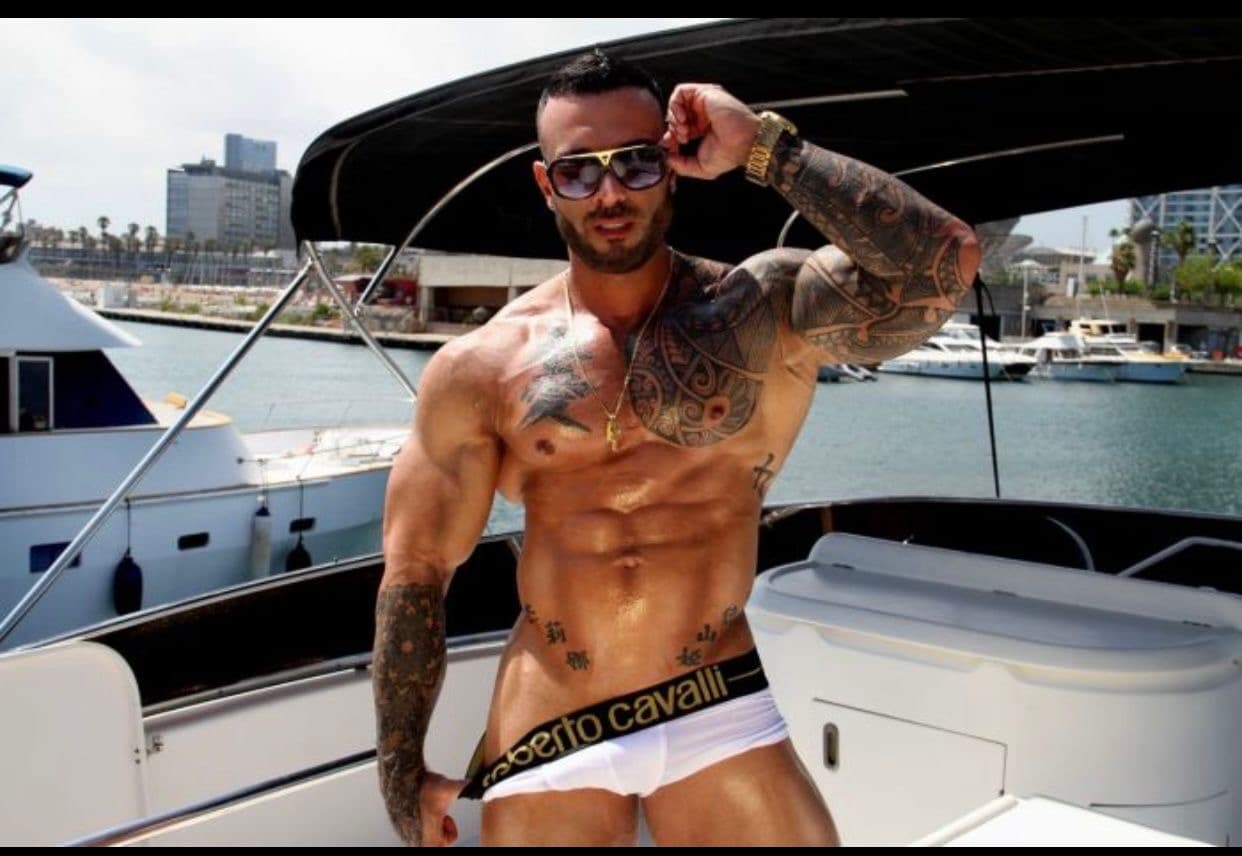 Gianluigi volti XXL - escort photo 10 in Dubai