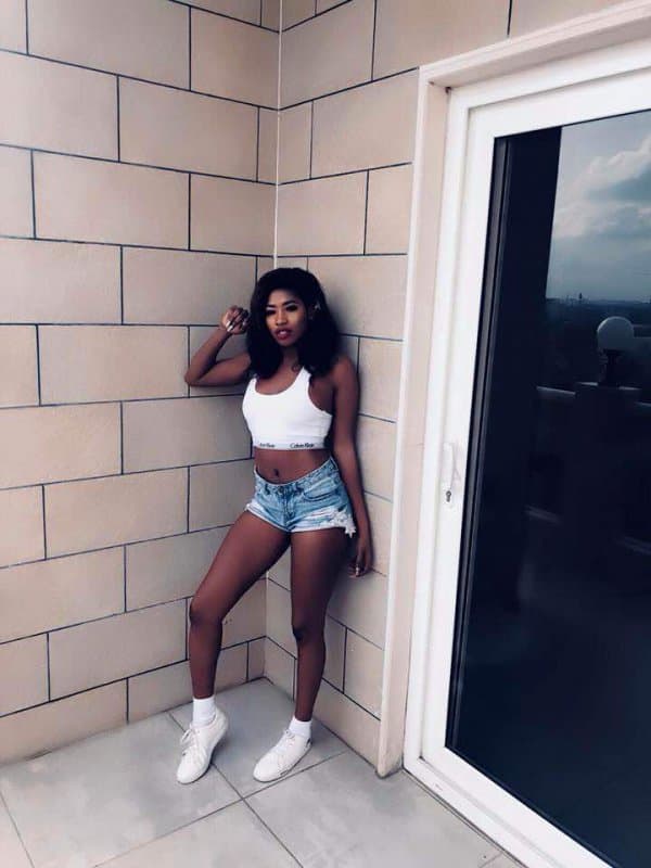 Kim - фото эскорт 1 в Dubai