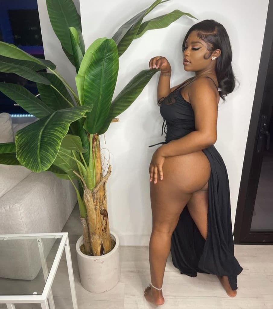 Skyler - escort photo 2 in Dubai