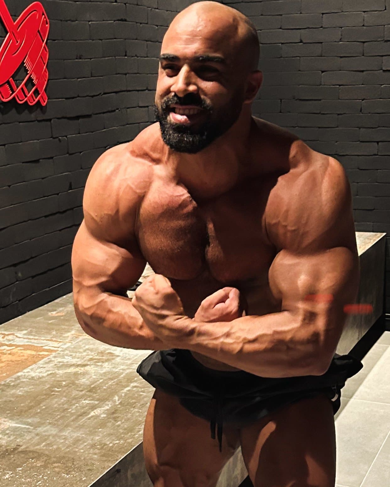 Bodybuilder - escort photo 6 in Dubai