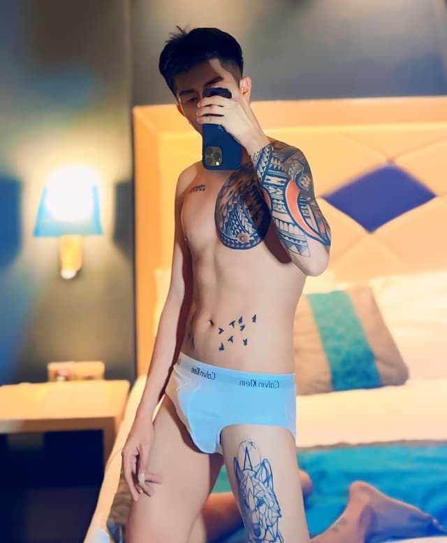 Lee Twink Boytoy