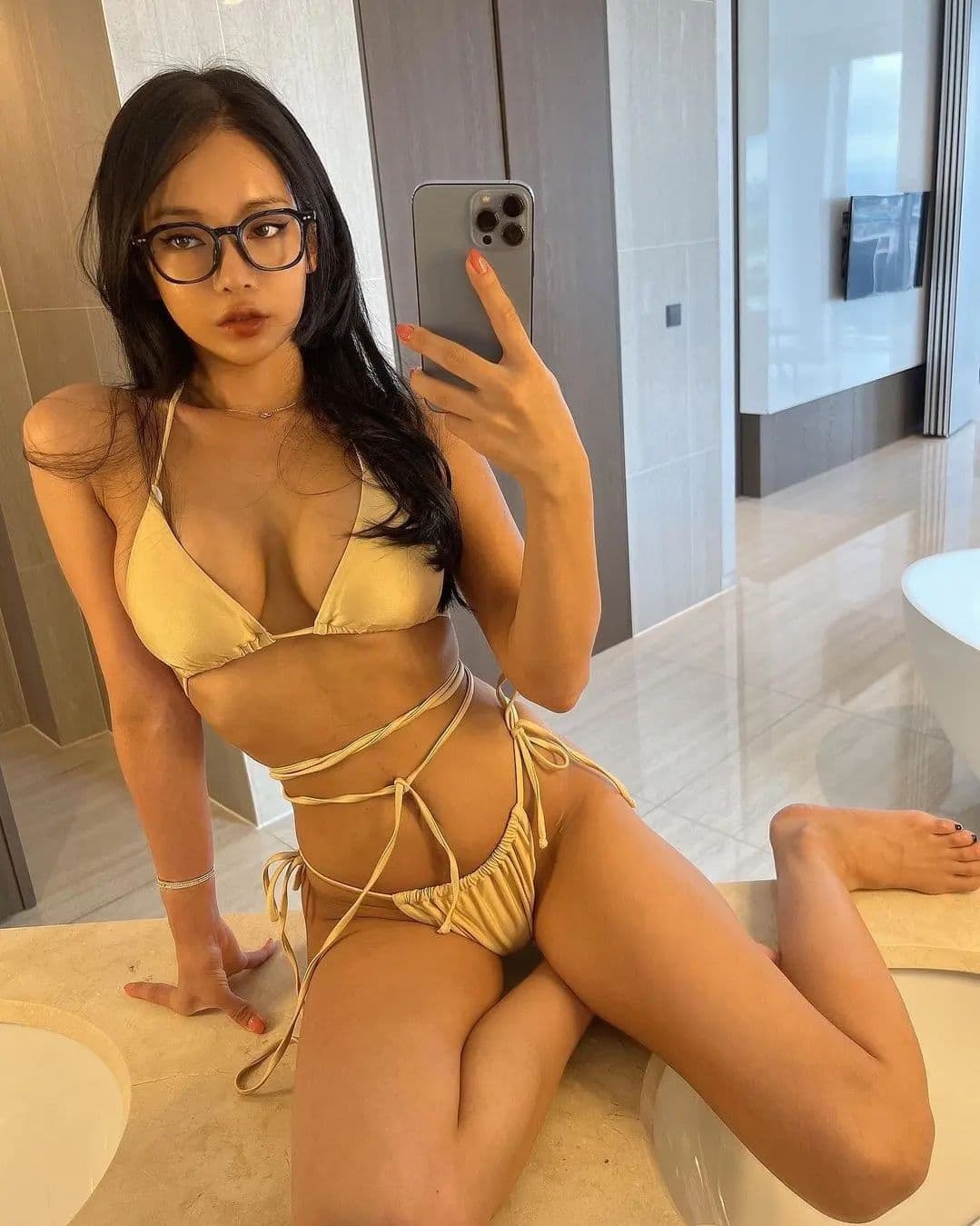 NanaKorea - escort photo 4 in Dubai