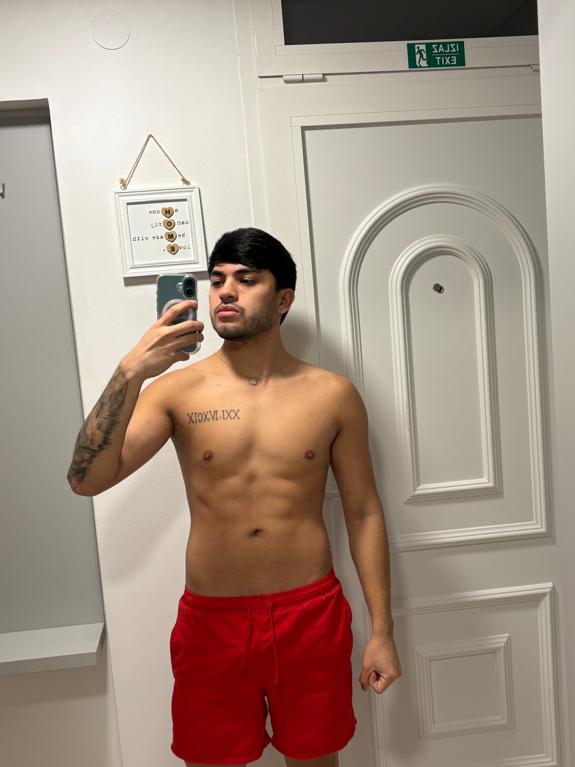 Juan - escort photo 15 in Dubai