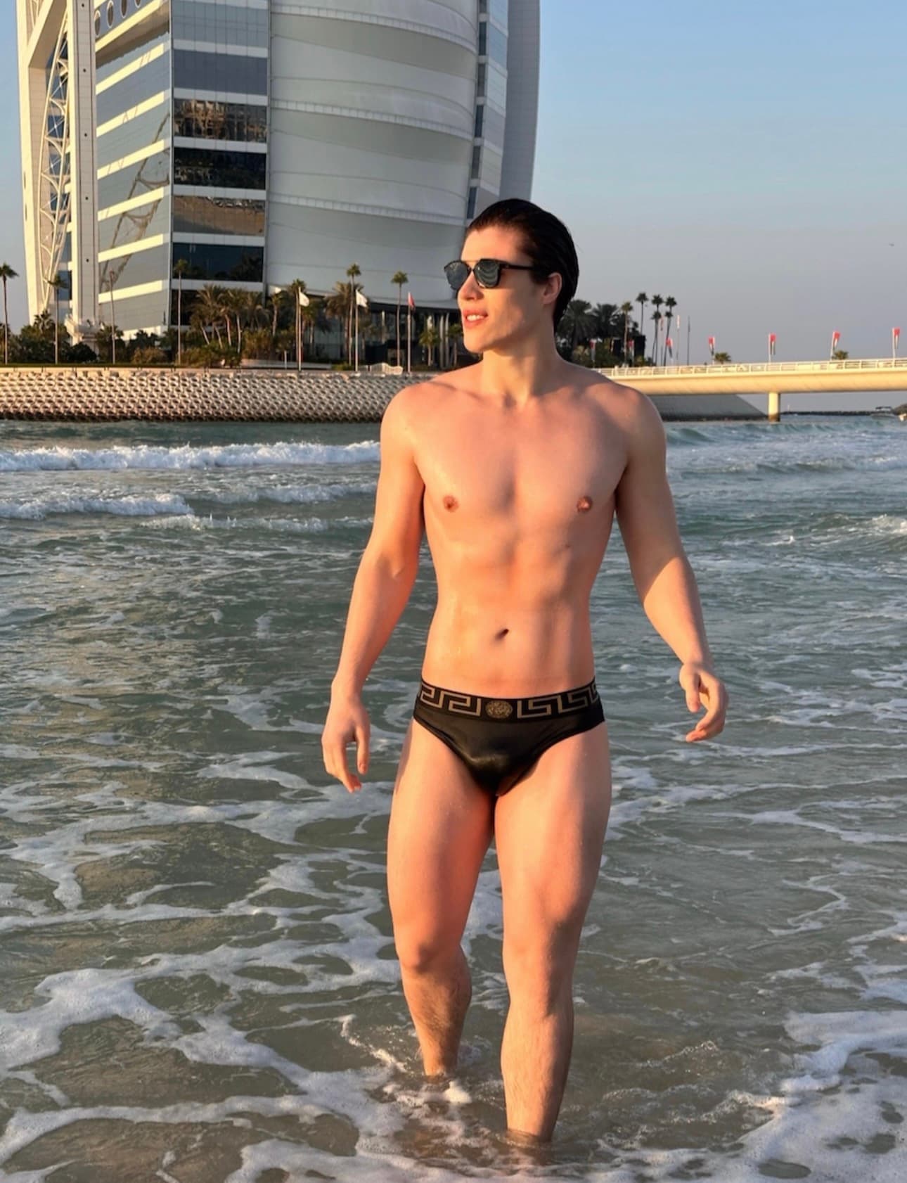 Arthur - escort photo 4 in Dubai