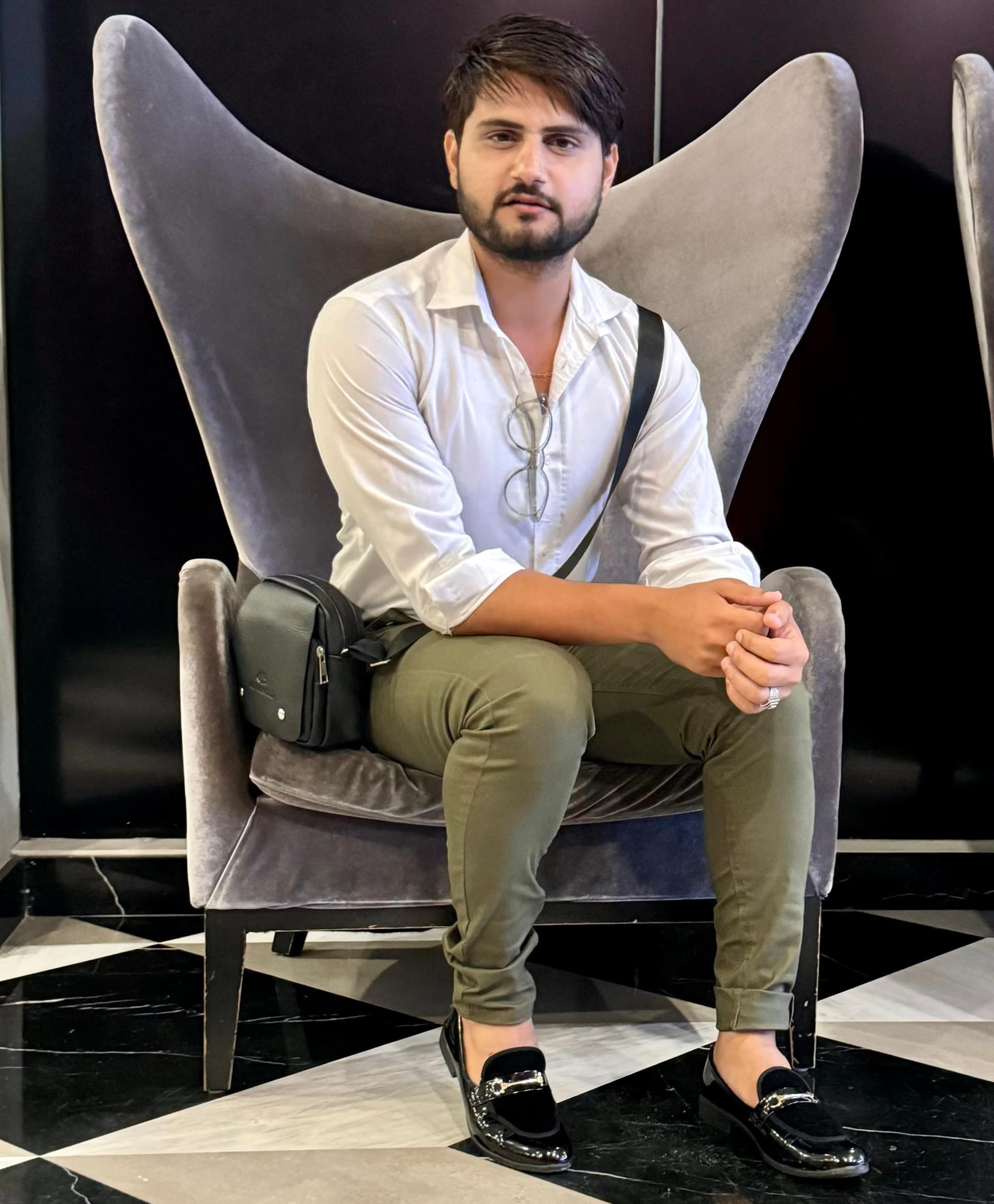Ahmdyr - escort photo 1 in Dubai