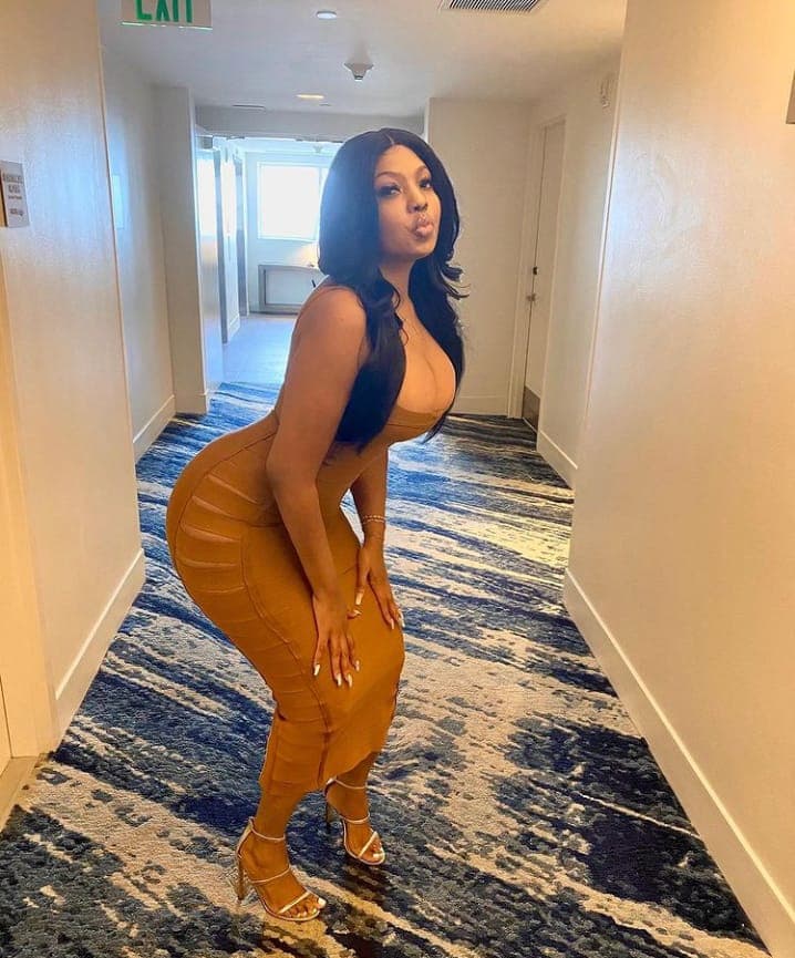 Kendra - фото эскорт 3 в Dubai