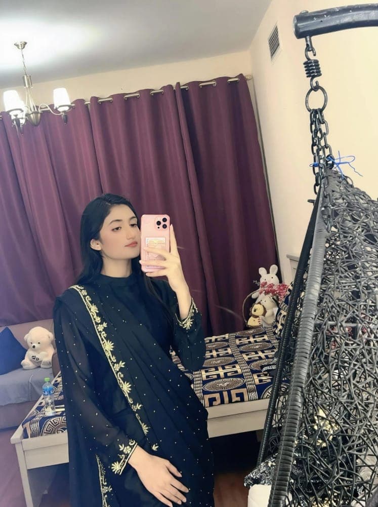 Arohi Sharma - escort photo 5 in Dubai