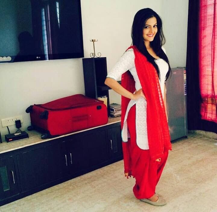 Indian Dubai Escorts - صورة مرافقة 45 في Dubai