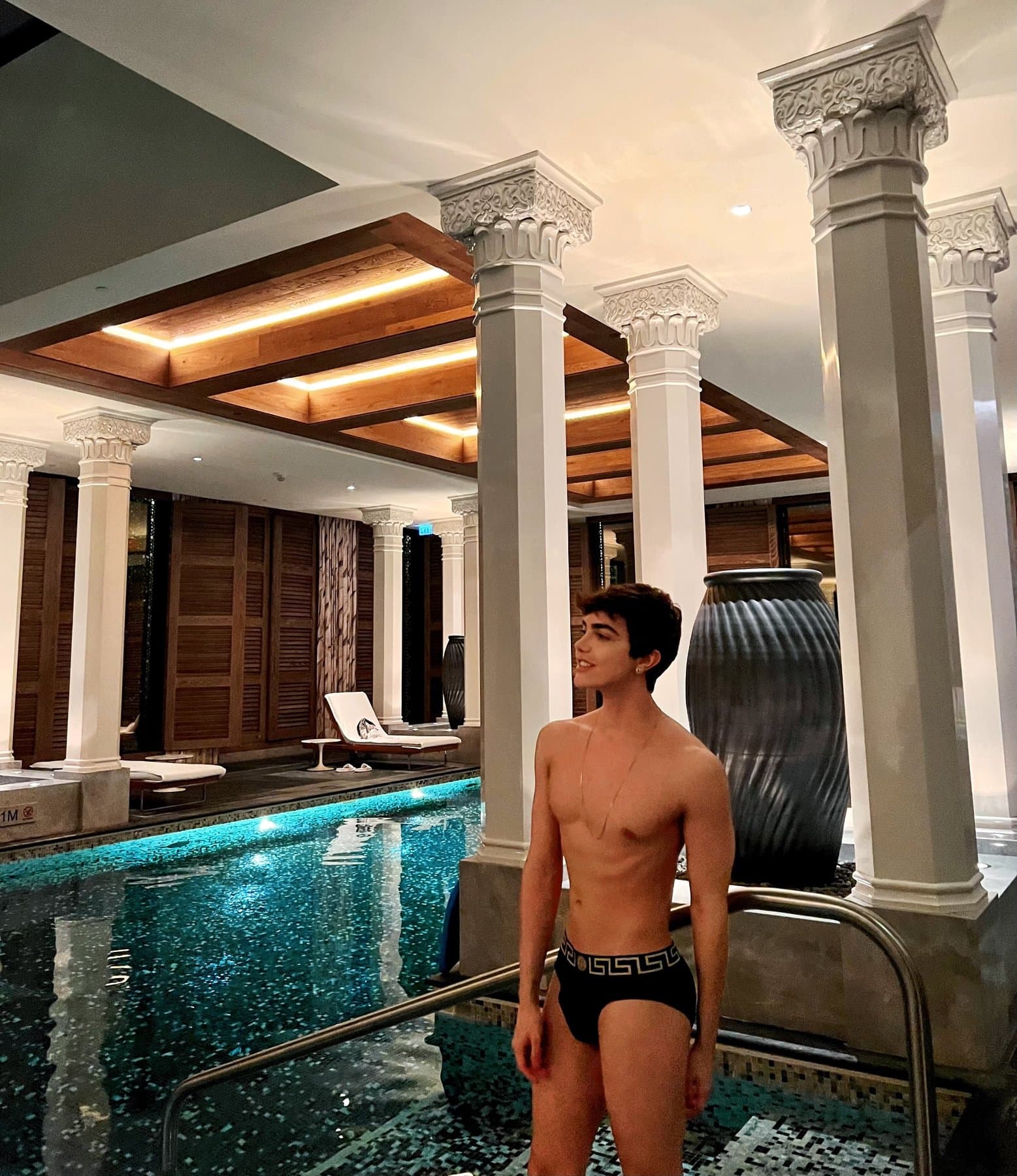 Alex - escort photo 11 in Dubai