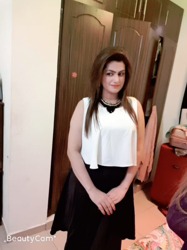 Indian Busty girl - фото эскорт 5 в Dubai