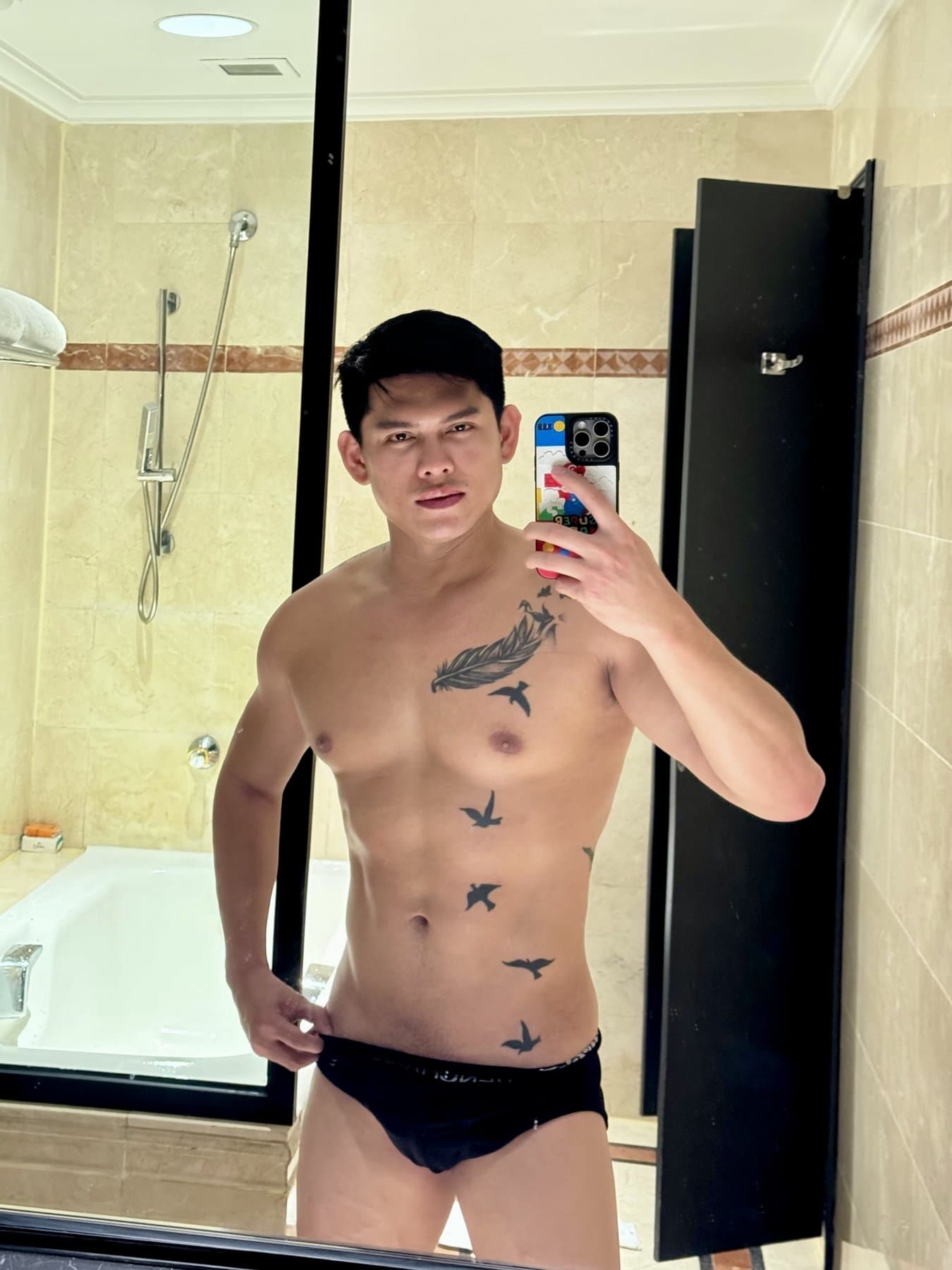 Lukas - escort photo 3 in Dubai