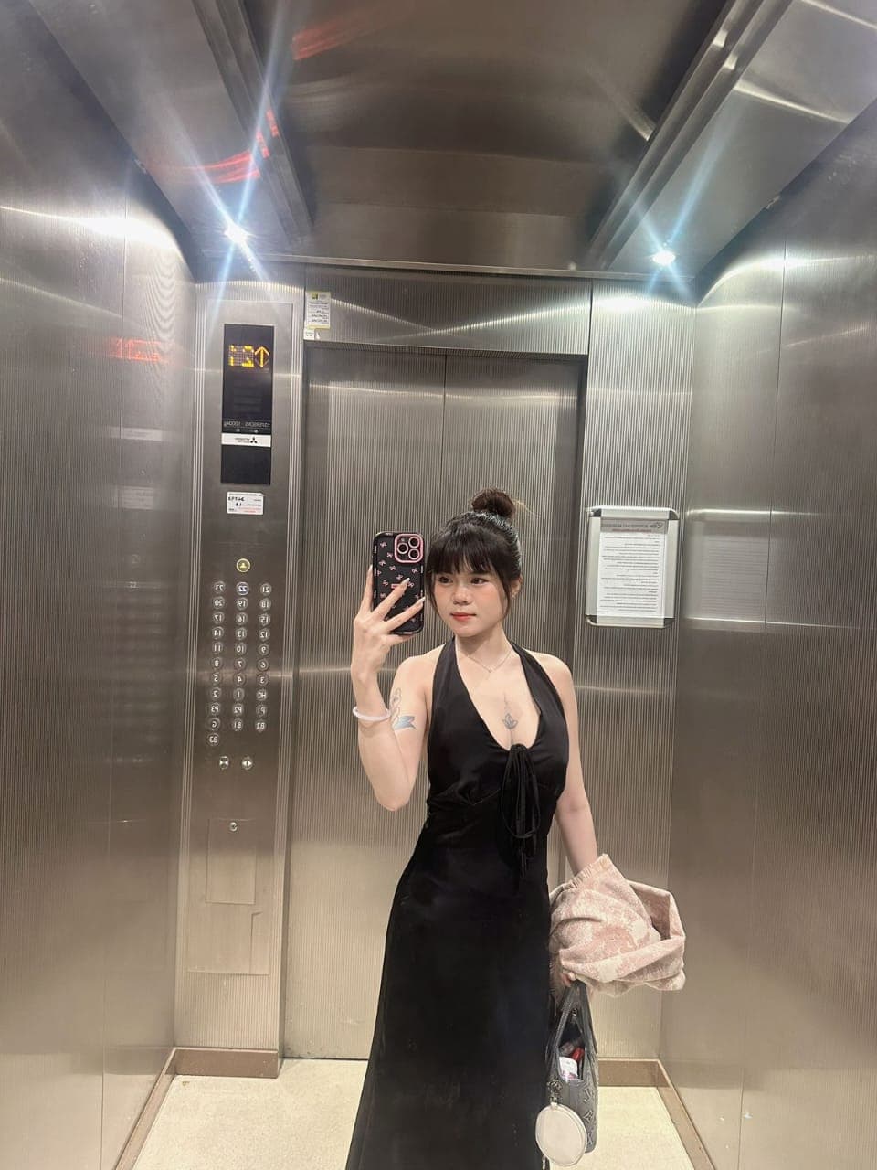 Sindya - escort photo 2 in Dubai