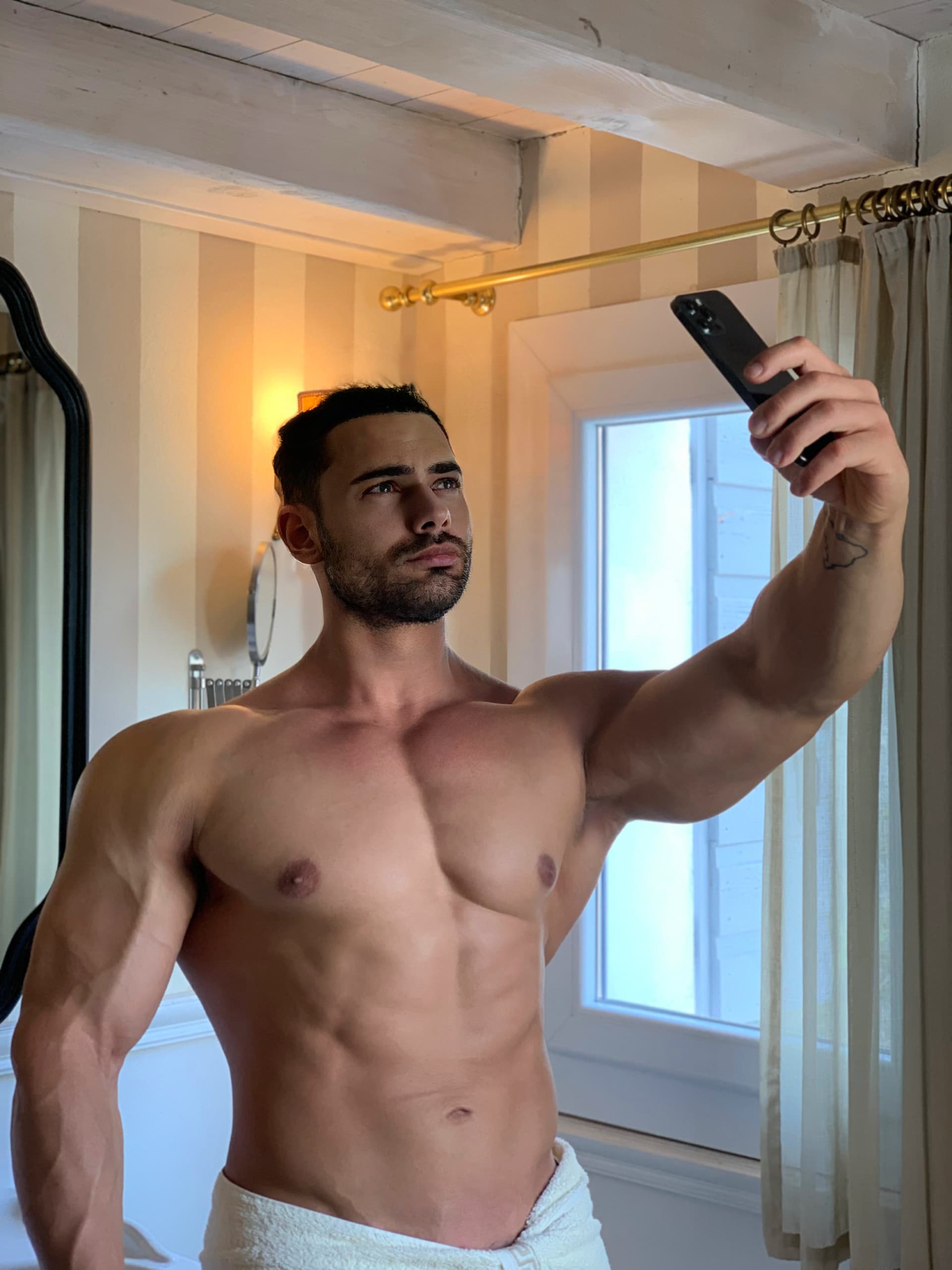 Italian hunk XXL - escort photo 13 in Dubai