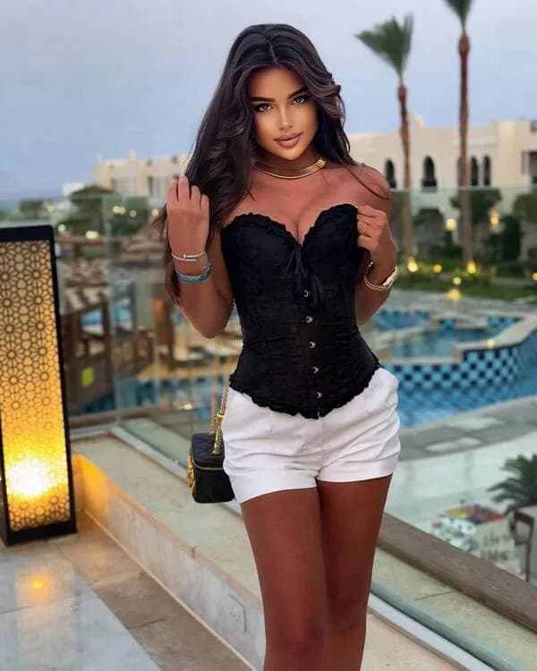 Alice - фото эскорт 4 в Dubai