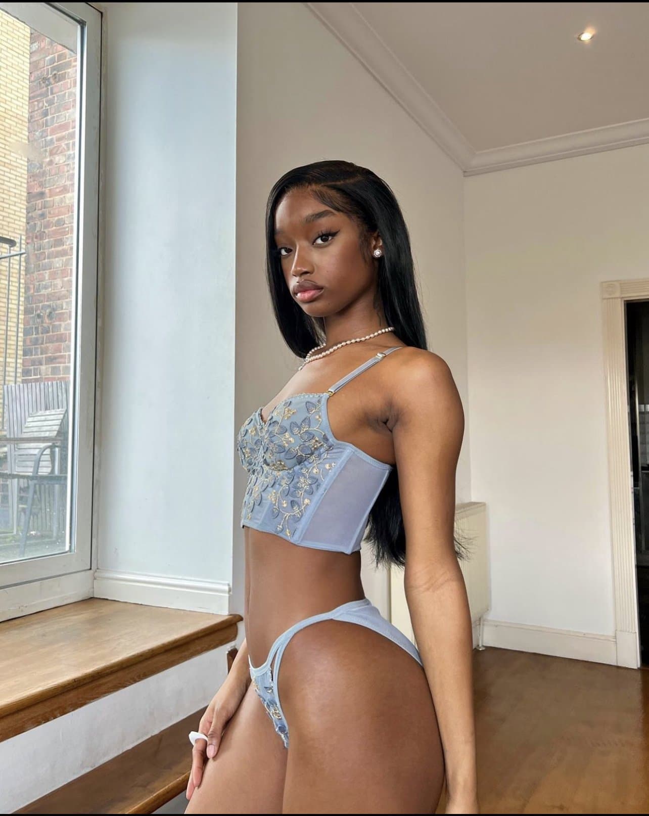 Victoria - фото эскорт 2 в Dubai