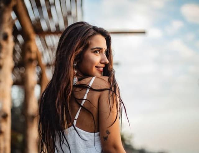 Rupali sharma - صورة